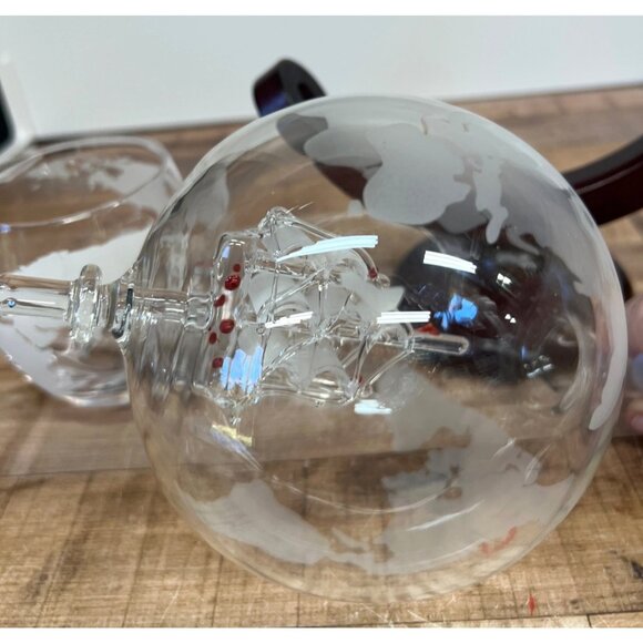 Glass Globe Decanter With Ship & Etched World Map Whiskey Glass Set - Picture 7 of 10